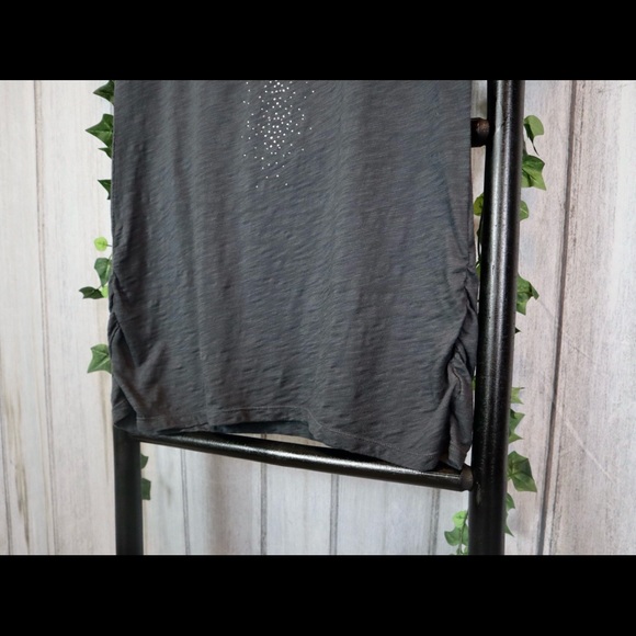 Calvin Klein Sequenced Tee Shirt. - Picture 3 of 3